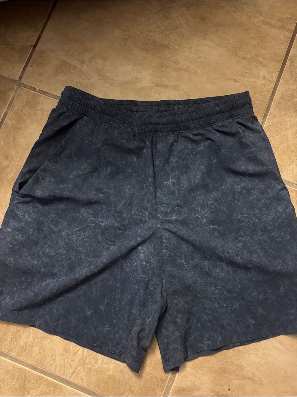 Men’s Lululemon Shorts 5”